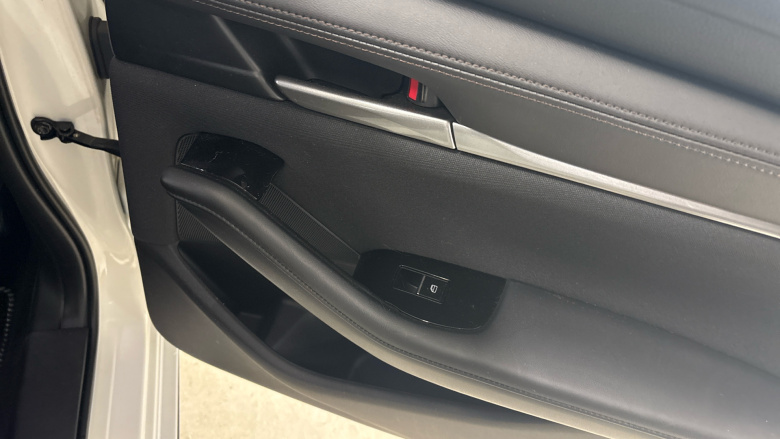 Mazda 3 2.0 Skyactiv G MHEV SE-L 5dr Petrol Hatchback